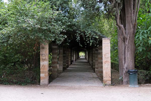 Athen Nationalgarten Tunnel