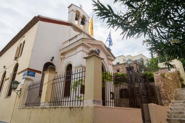 Athen Plaka Church Panagia Chrysocastrotisa