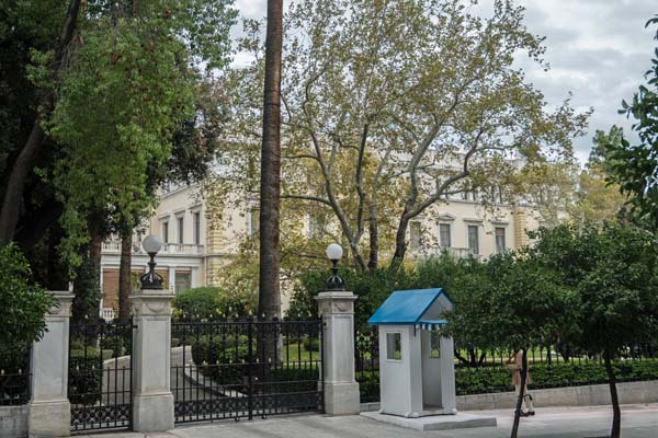 Athen Präsidentenpalais_Wachposten