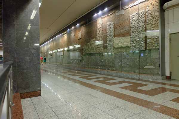 Athen Syntagma-Platz_Metro-Station
