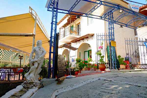 Parga Taverne