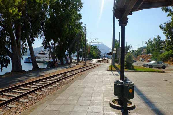 Chalkida Xirovrisi Bahnhof
