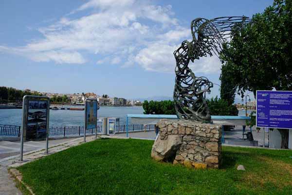 Chalkida Statue des Sieges