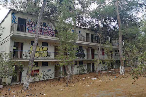 Eretria Lost-Place