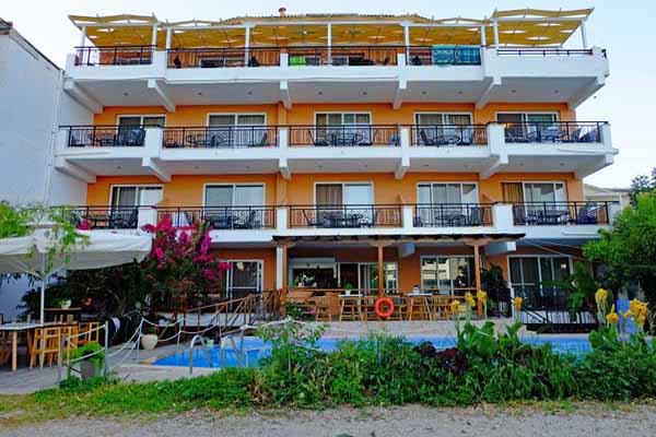 Hotel Grand Nefeli