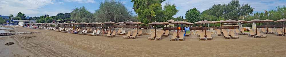 Robolla Beach Aparthotel