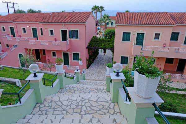 Robolla Beach Aparthotel