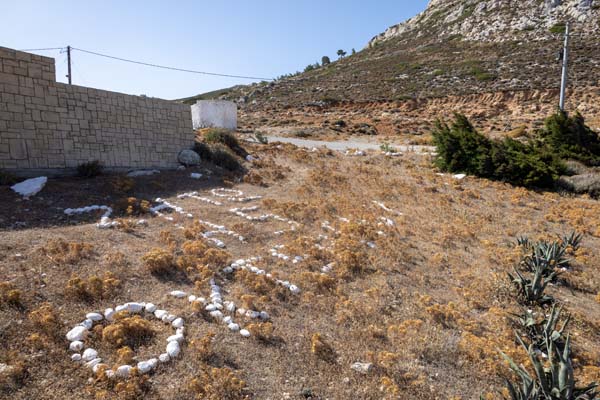 Karpathos Menetes Karpathian Denkmal 5.Oktober