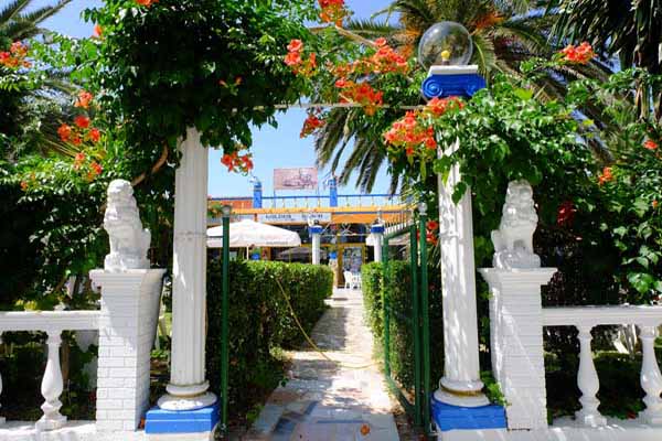 Moraitika Golden Beach Bar