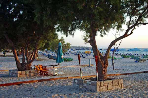 Tigaki Beach