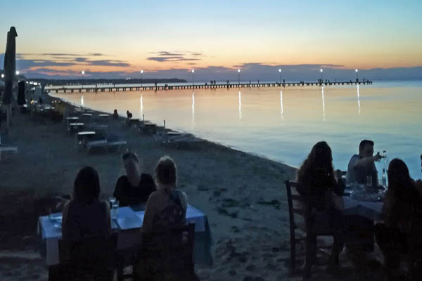 Agia Triada Strand Taverne