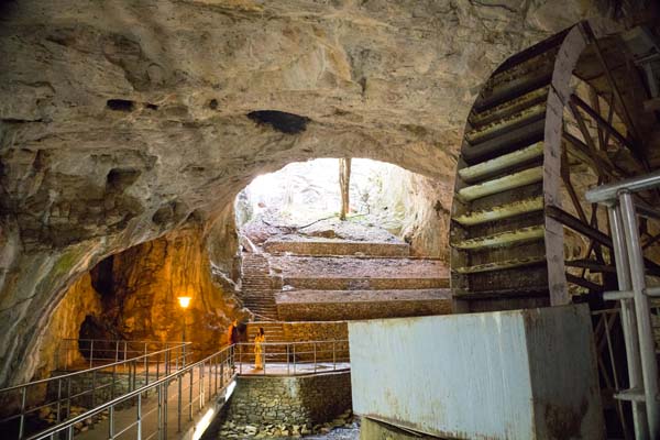 Aggitis Cave Nymphaion