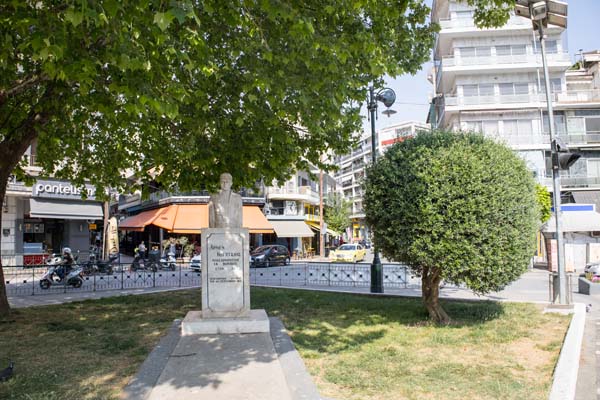 Drama Freedom-Central-Square