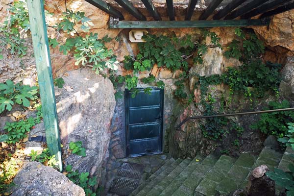 Kilkis Cave St.Georgiou Eingang