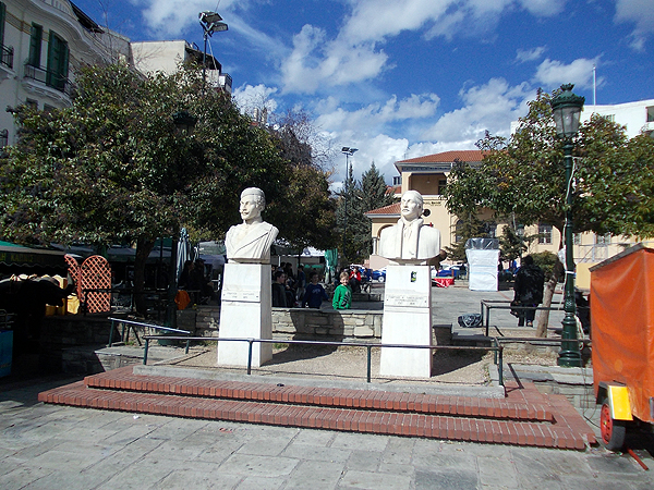 Kozani Marmorbüsten