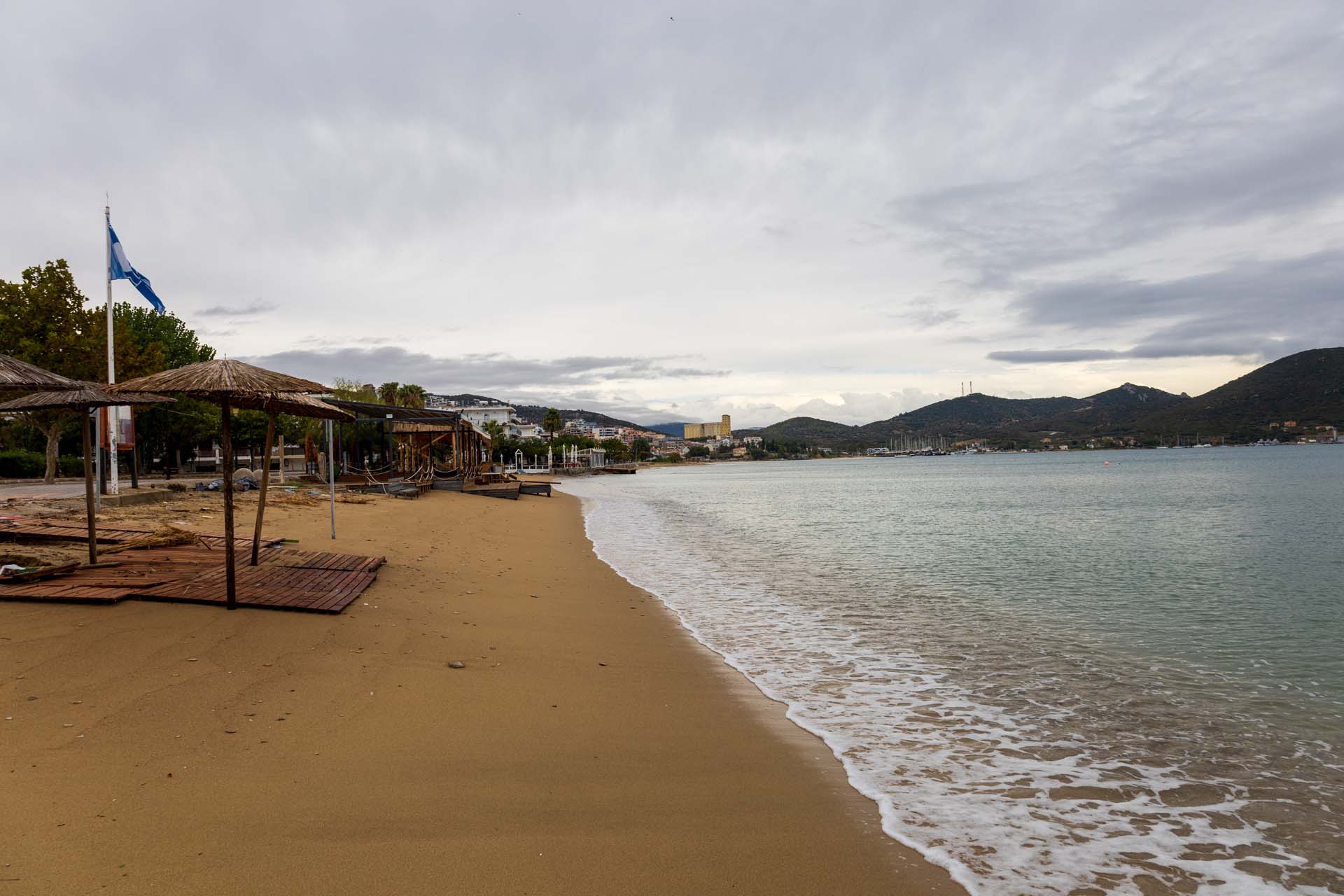 Nea Peramos Strand (Beach)