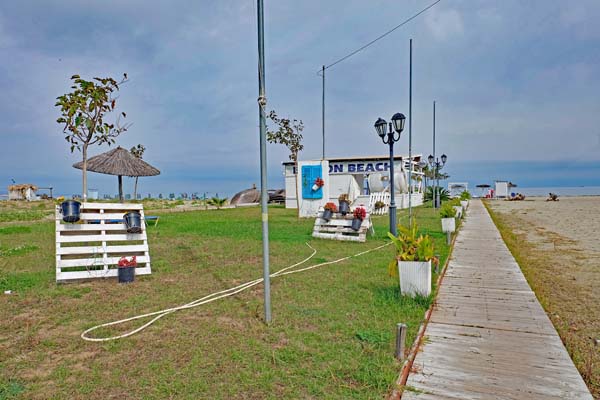 Nei Pori Evelion Beach