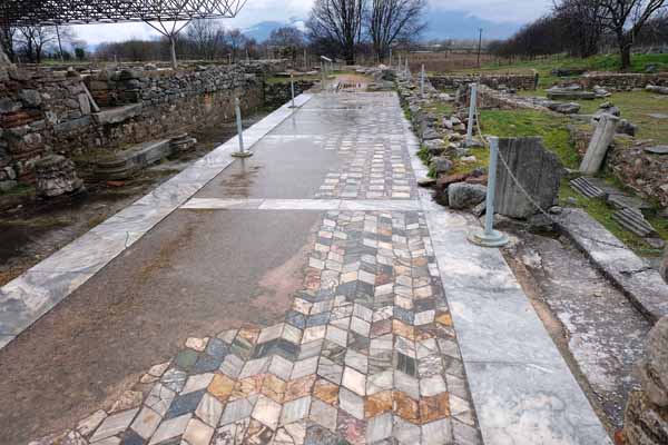 Philippi Basilika B