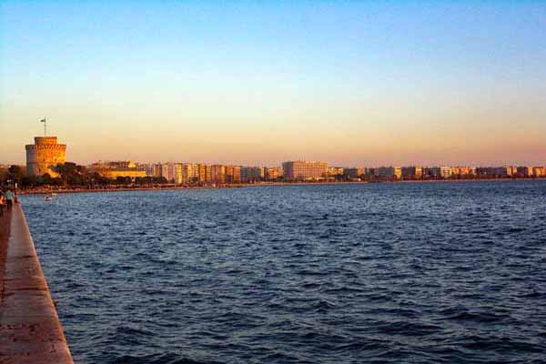 Thessaloniki am Abend