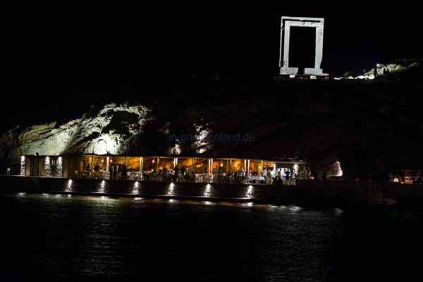 Portara am Abend