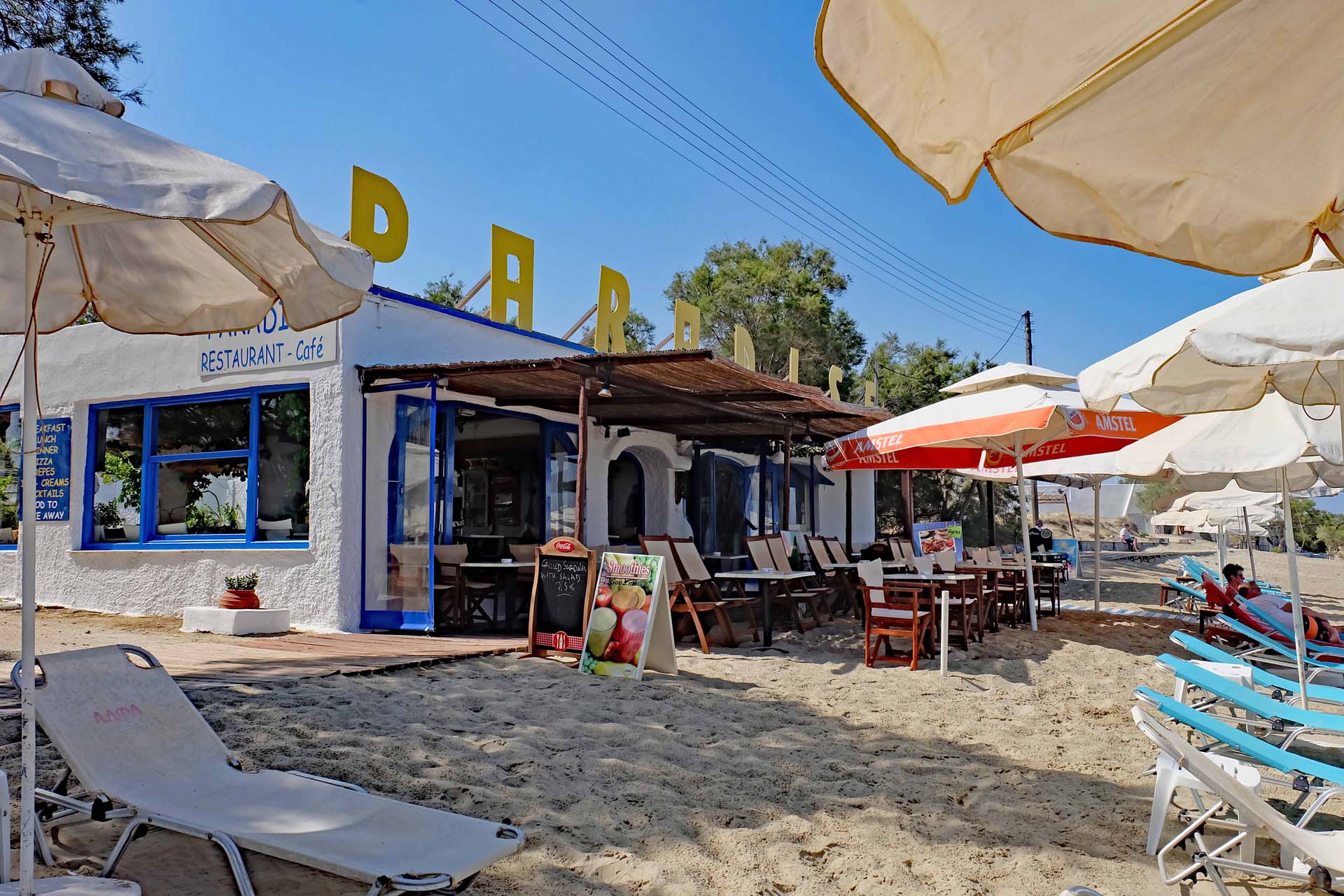 Die Strandbar PARADISE