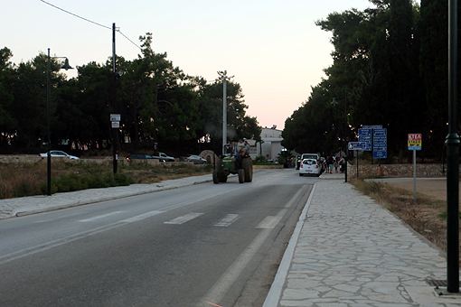 Arkoudi Zufahrtsstraße