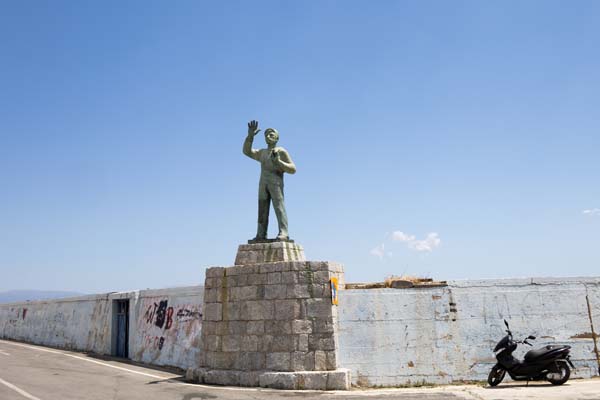 Gythio Statue des unsichtbaren Matrosen