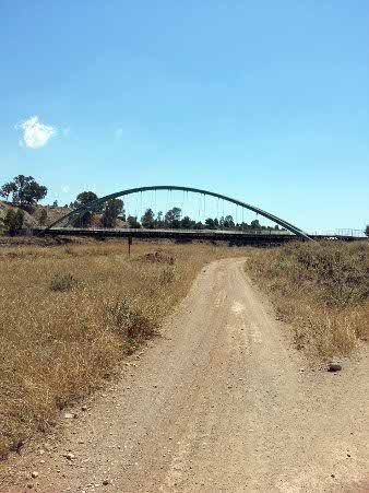 Korinth Fussgängerbrücke