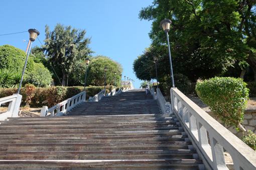 Patra Agiou Nikolaou Treppe