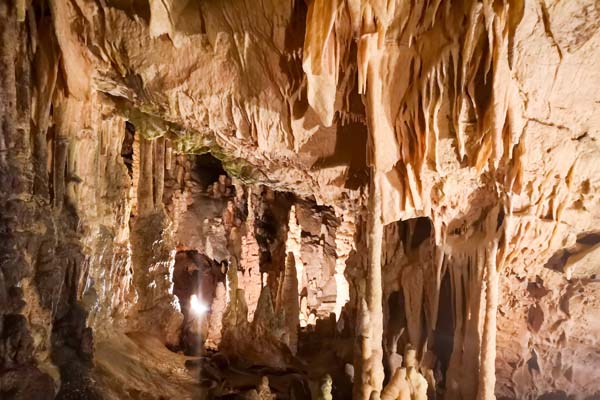 Diros Höhle