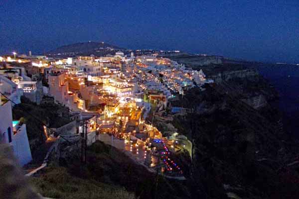 Fira am Abend