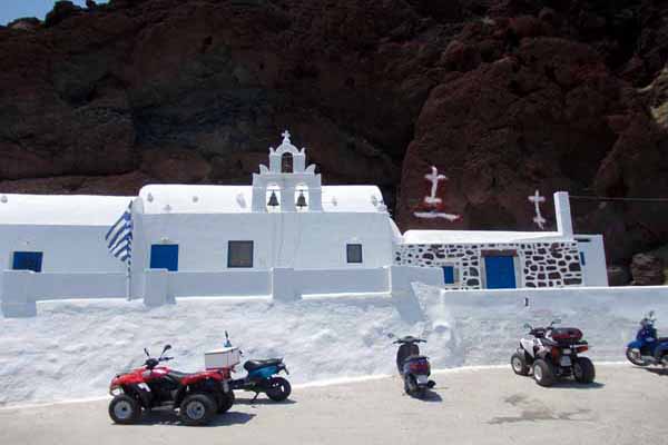 Die Kirche am Parkplatz