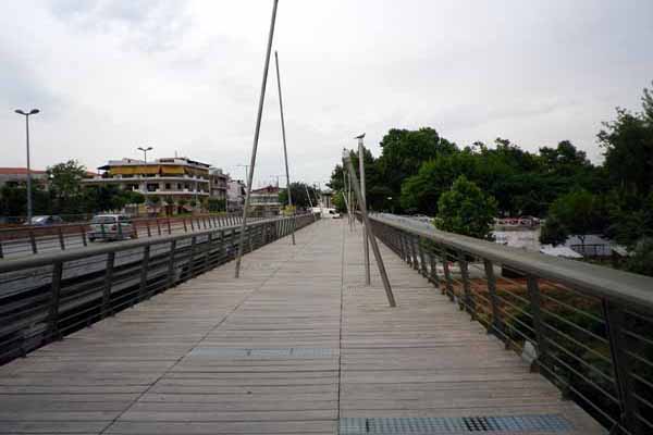 Larisa Grigoriou Lampraki Brücke