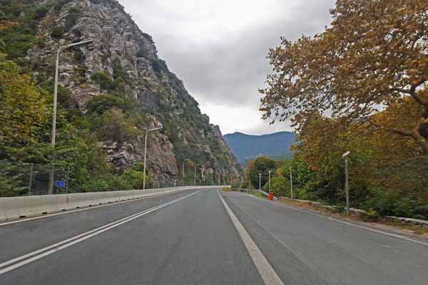 Tempi Tal Strassenverlauf