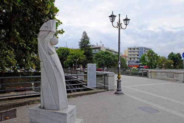 Trikala Skulptur Fee-von-Leth